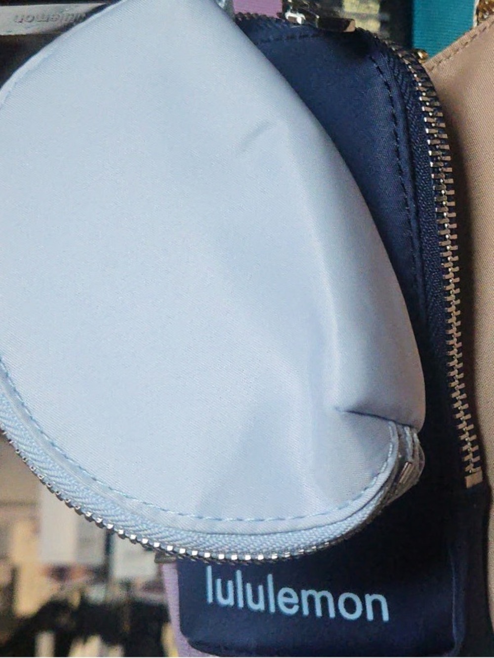 Lululemon athletica Dual Pouch Wristlet blue white new purse wallet keychain sky - Picture 2 of 2